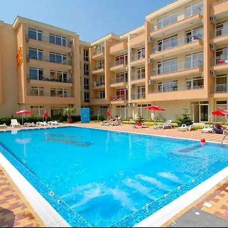 Grand Kamelia Aparthotel Sluneční pobřeží