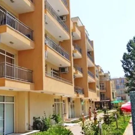 Grand Kamelia 2*