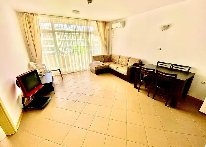 Grand Kamelia Aparthotel