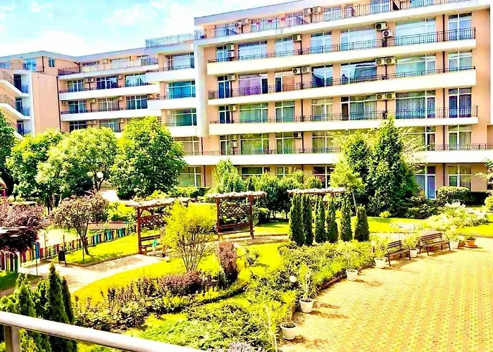 Grand Kamelia 2*