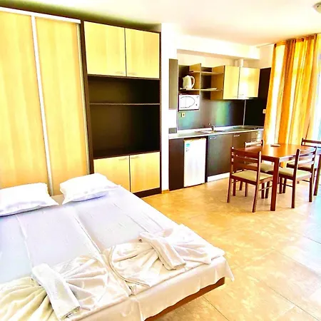 Grand Kamelia Napospart