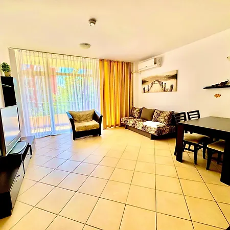 Grand Kamelia Apartmanhotel