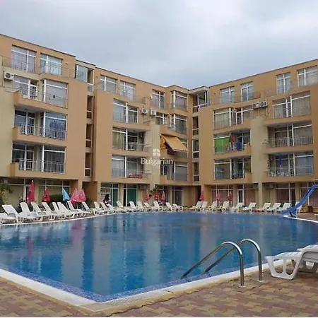 Grand Kamelia شقة فندقية 2*